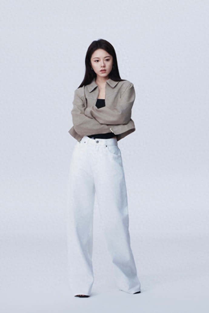 赵今麦气质越来越好