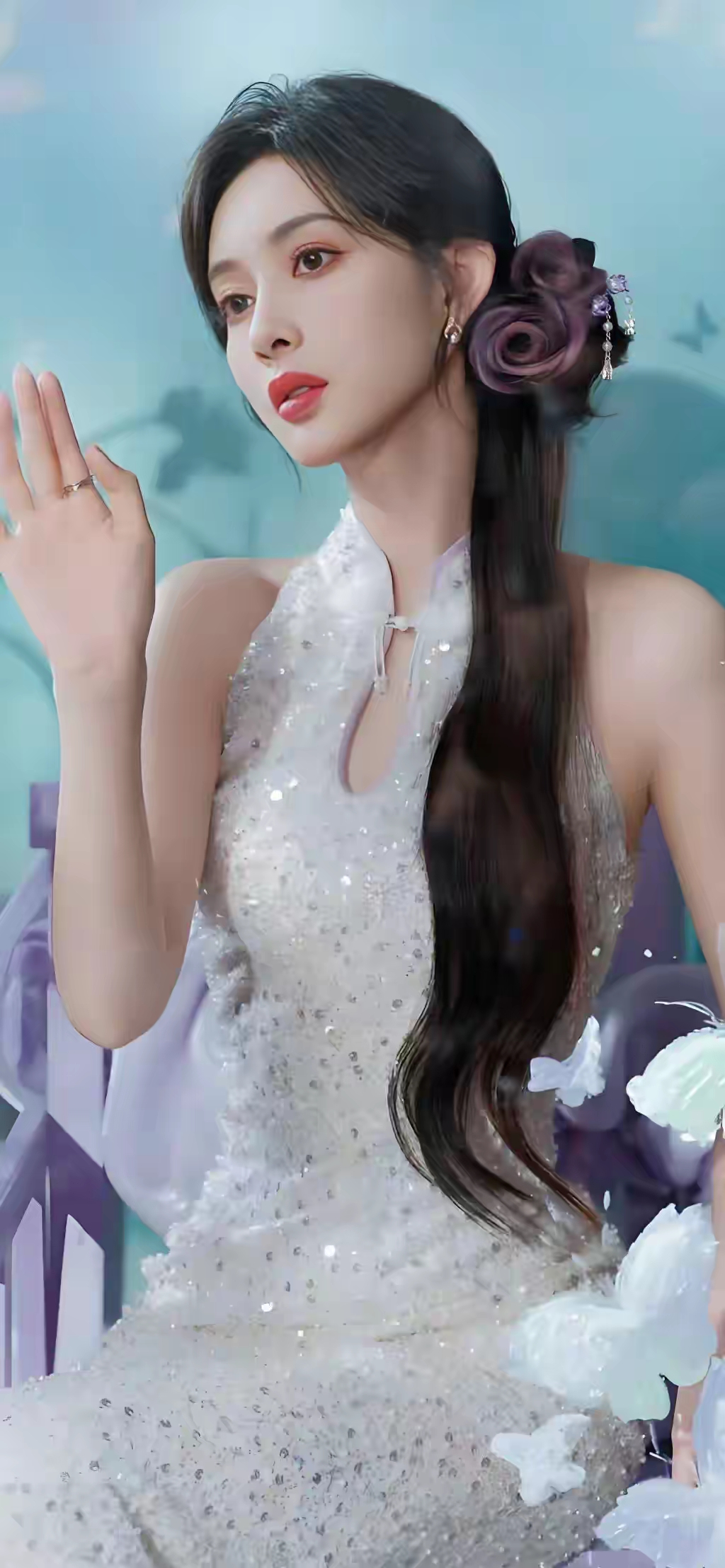 孟子义‖仙姿不染尘,清丽胜繁花