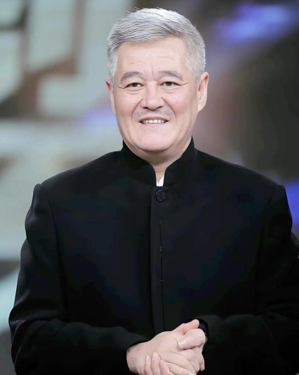 凉了!继瞧不起农民被扒后,闫学晶又被曝身份造假 李雪健不再沉默