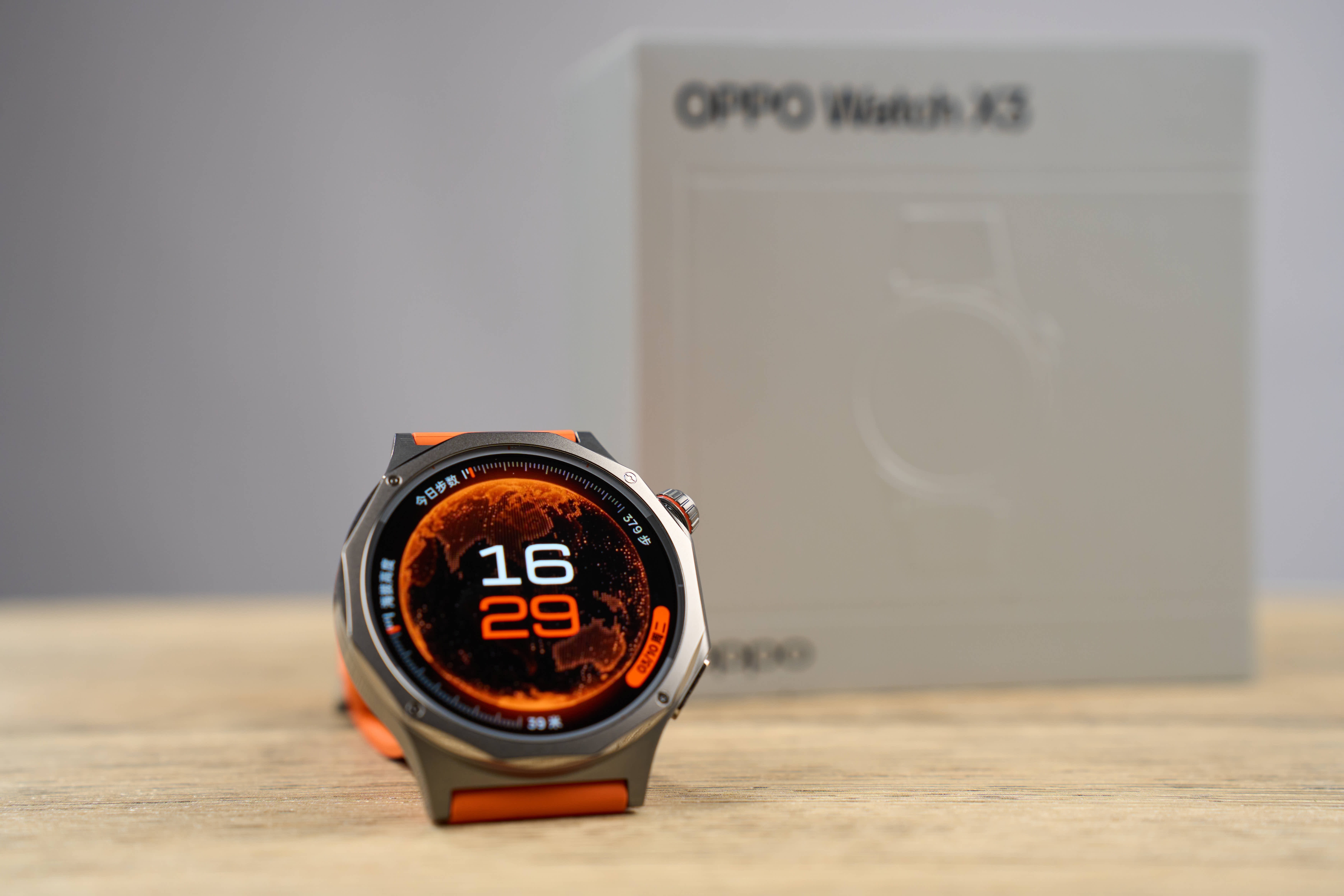 OPPO Watch X3評測：全鈦先鋒、健康有數，新一代安卓表皇實至名歸