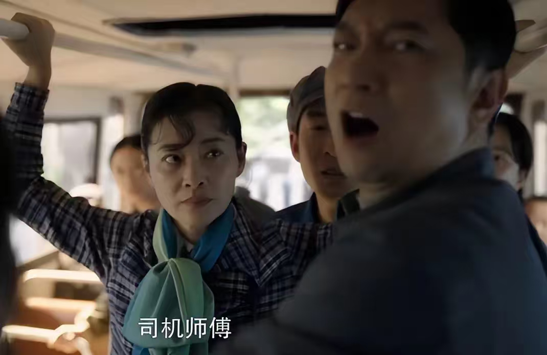 给近期播剧女演员演技排名，闫妮第二，谭松韵第三，第一无争议