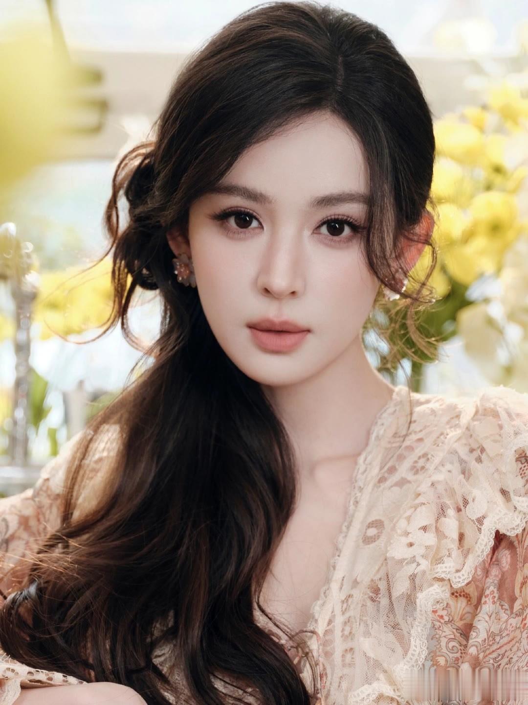 古力娜扎：这才是春天该有的样子，太美了！