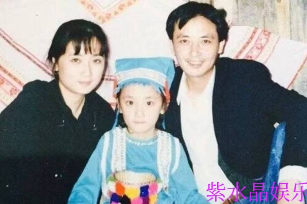 从红楼剧组到相伴39年，侯长荣陈剑月才是娱乐圈真·清流夫妻！