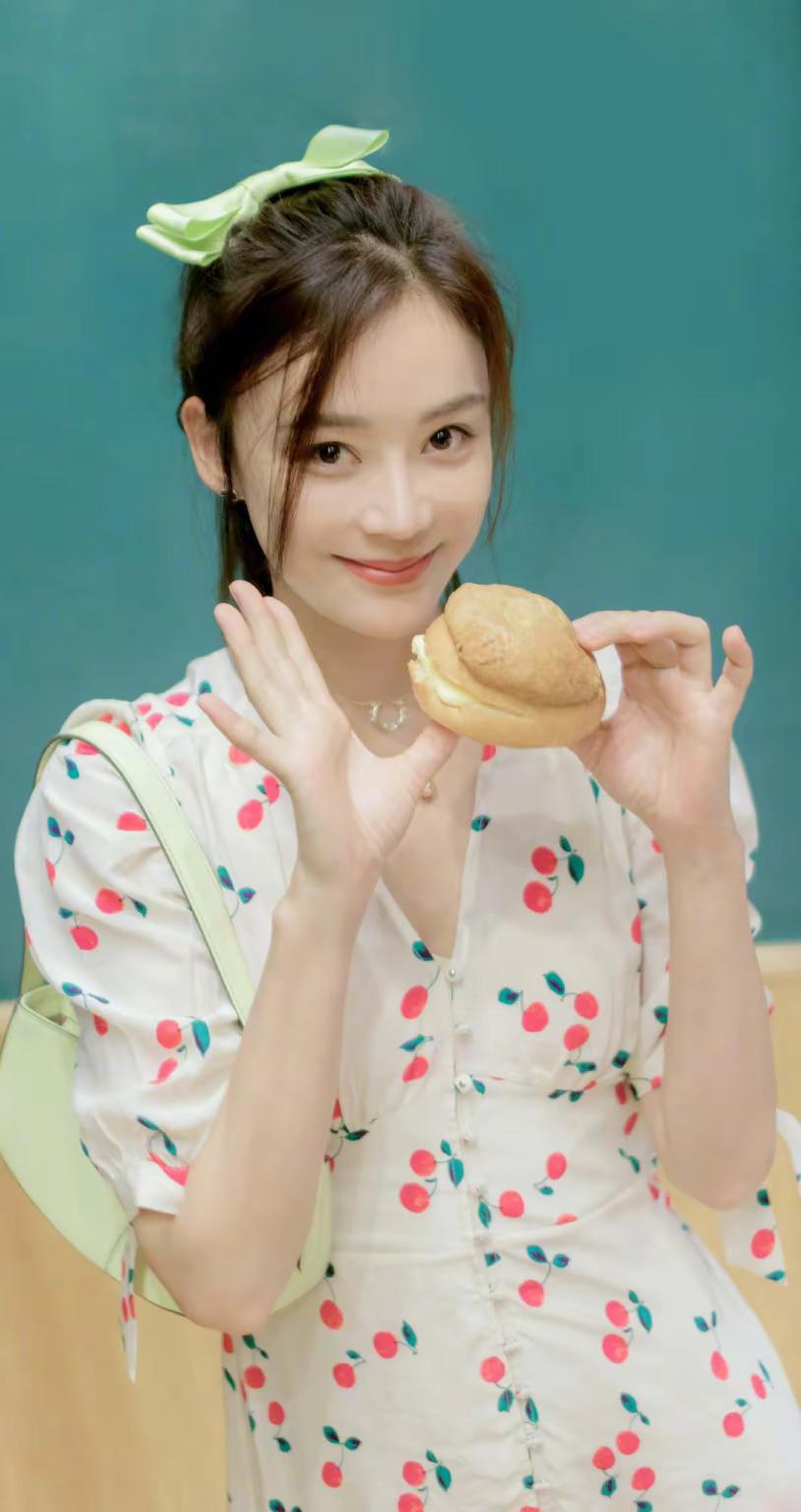 美女壁纸第5365期—袁姗姗