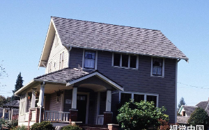 离婚后去前夫家探望，死了13年的婆婆突然现身，说前夫出轨是他们精心设的局...