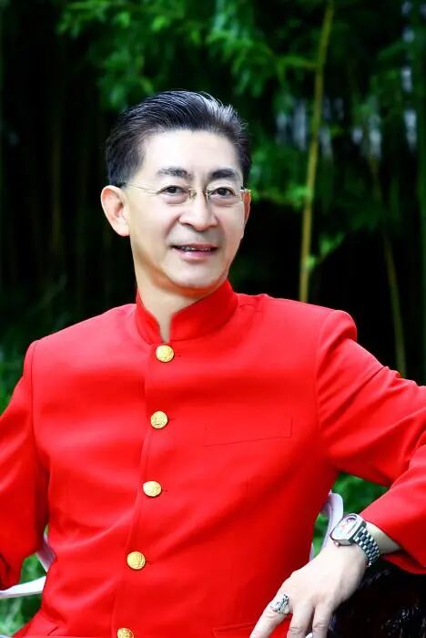 六小龄童谈《西游记》片酬：25集拍6年，2000块都不到