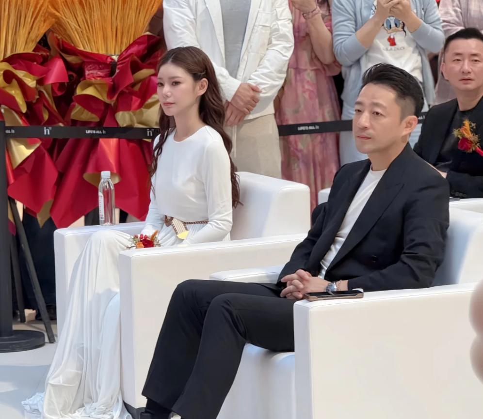 张兰回北京第4天,马筱梅回应6大争议,给汪小菲上了生动一课