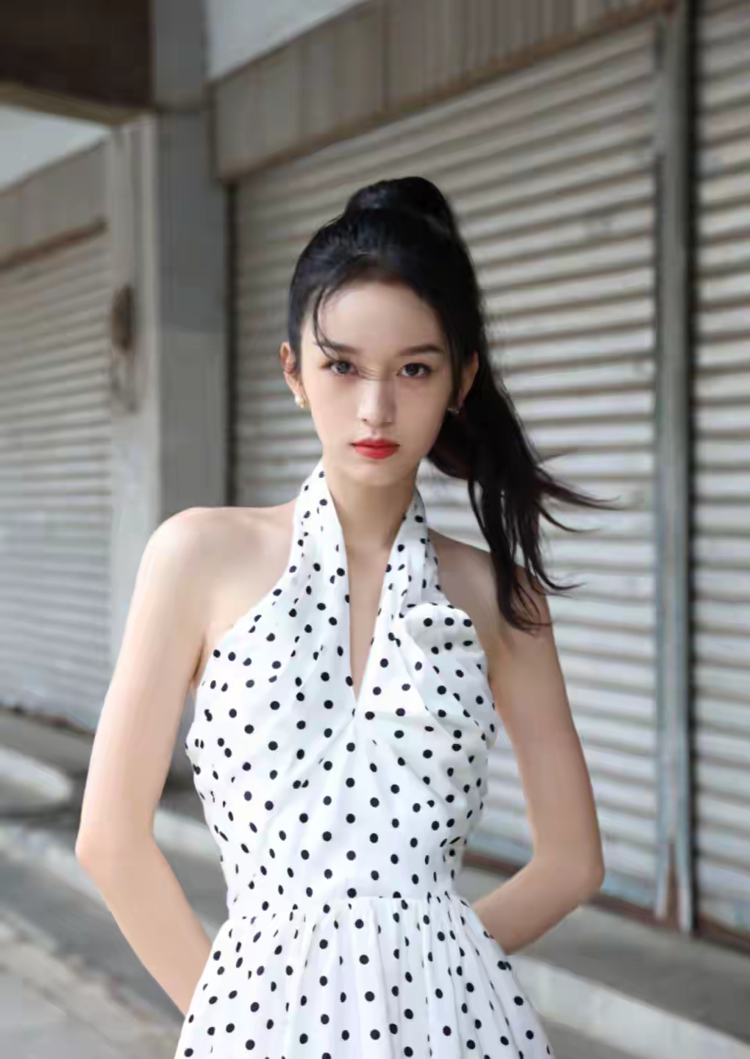 周也，甜美女神