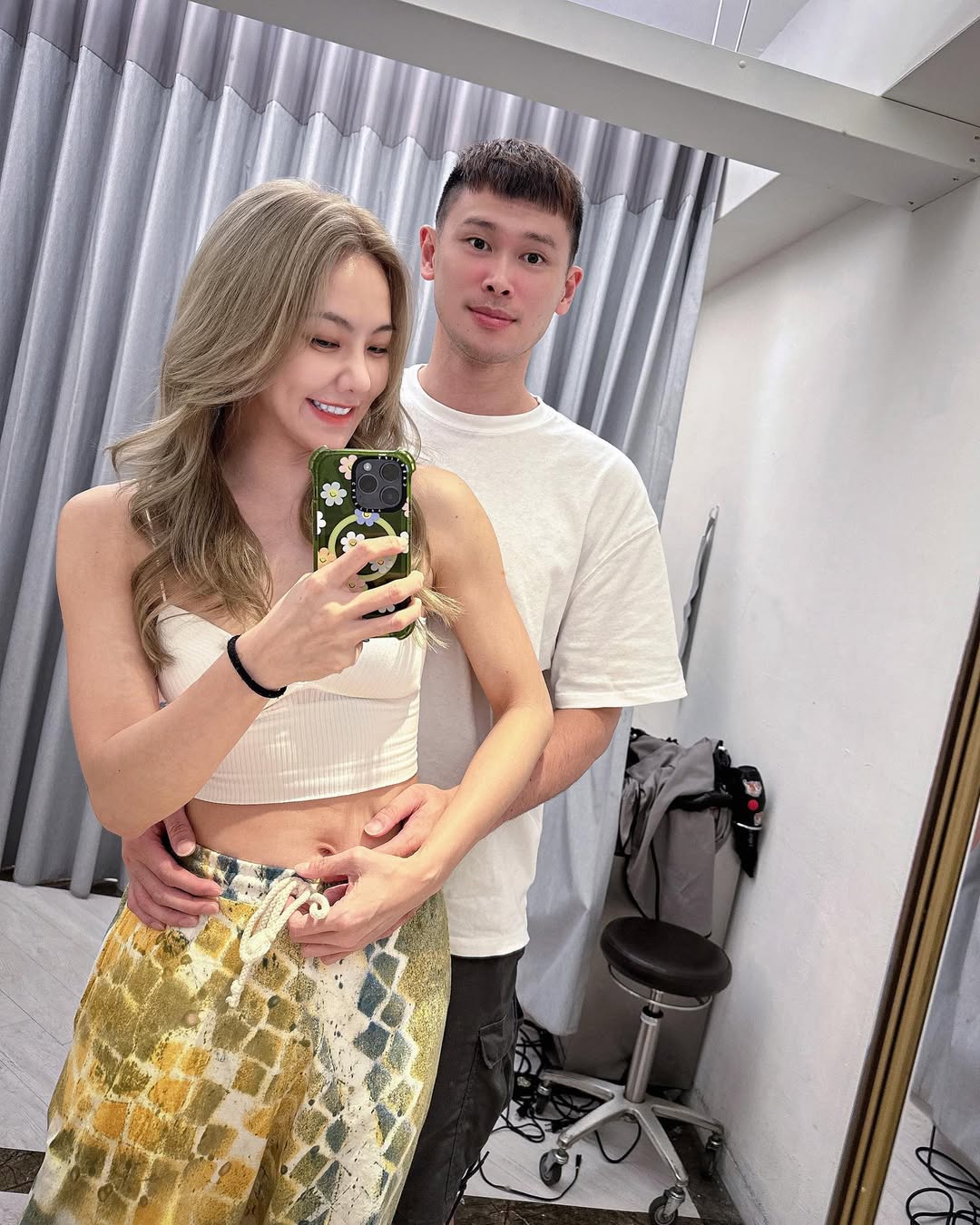 台湾女星奉子成婚才8个月惊传婚变，曾指责丈夫只顾喝酒不管孩子