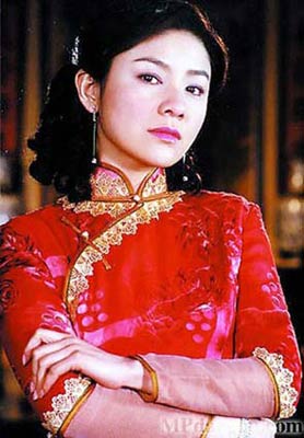 美女胡可：从容游走于舞台与生活，温柔且有力量！
