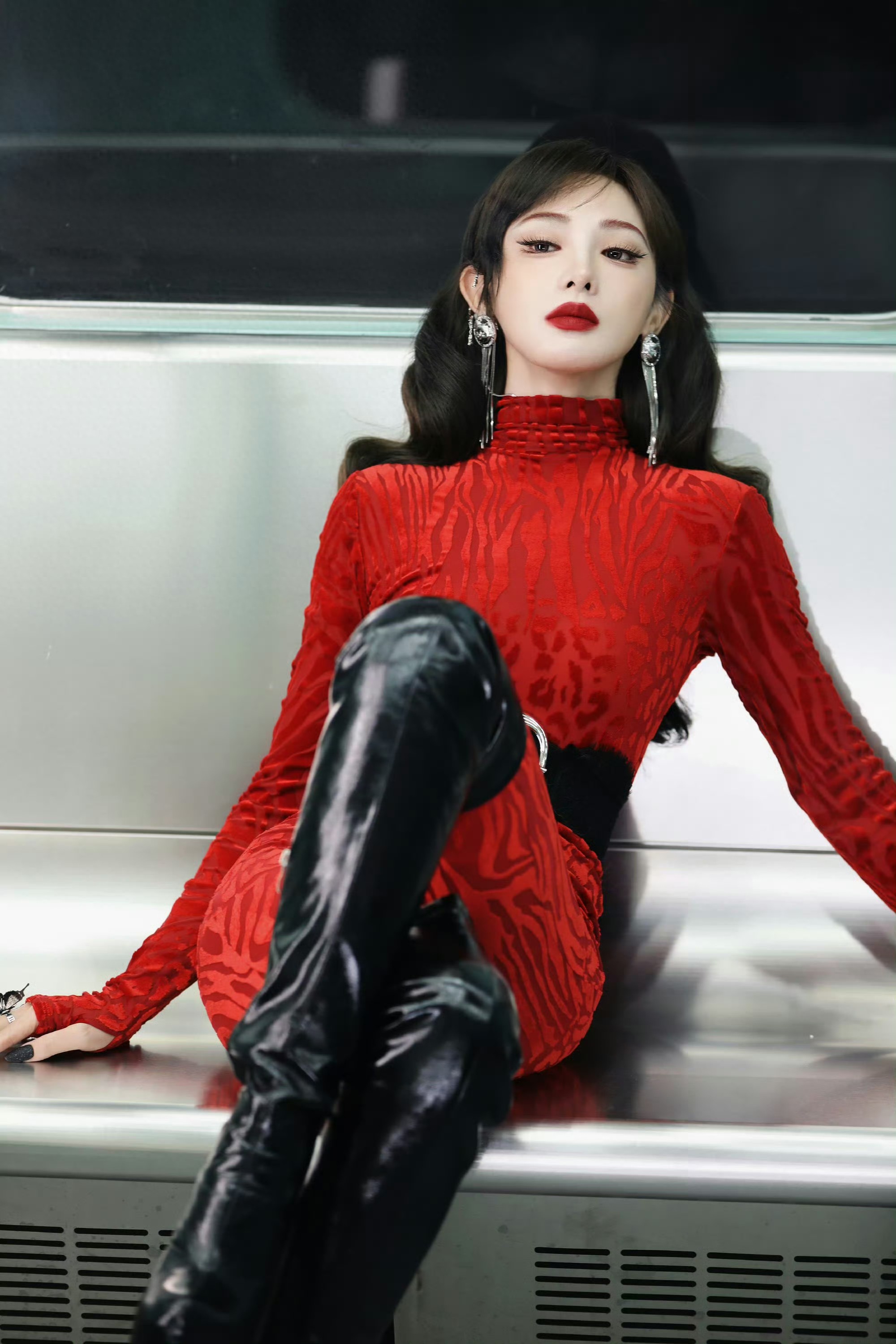 彭小苒 妖艳又耀眼！