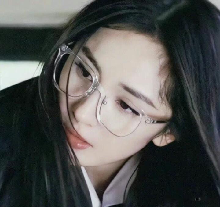 早期的杨幂是甜妹的标配吧!好喜欢