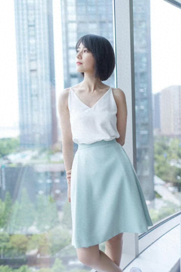 高圆圆短发好清爽