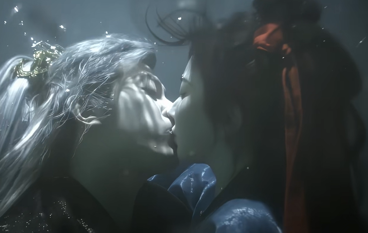 借着张凌赫的“东风”,邓凯终于大火了,只是晚了8年