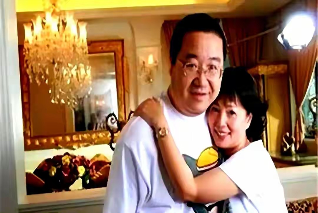 谌容去世才两年,再看嫁给英达28年的梁欢,还真应了冯小刚那句话