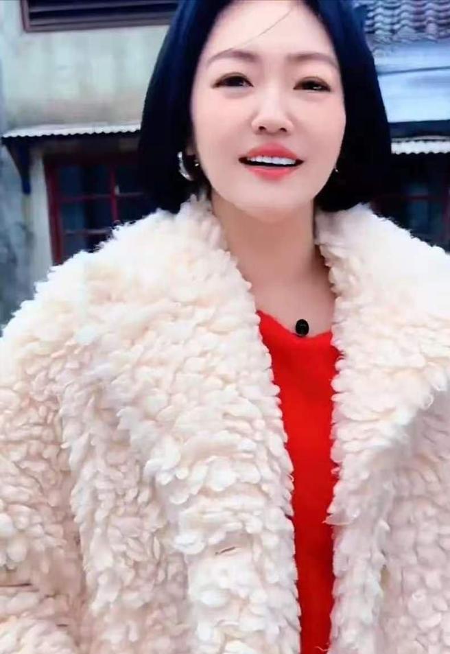 小Ｓ复工就放大招！蔡康永来应援把“毒舌”收起来：先抱一下再说