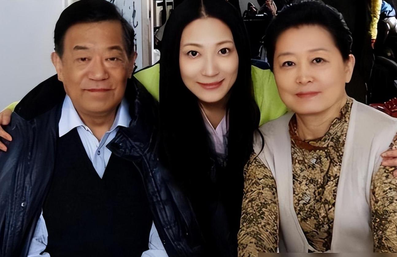 83岁老戏骨高明近况:儿子高亮去世1年,儿媳成他和妻子晚年依靠