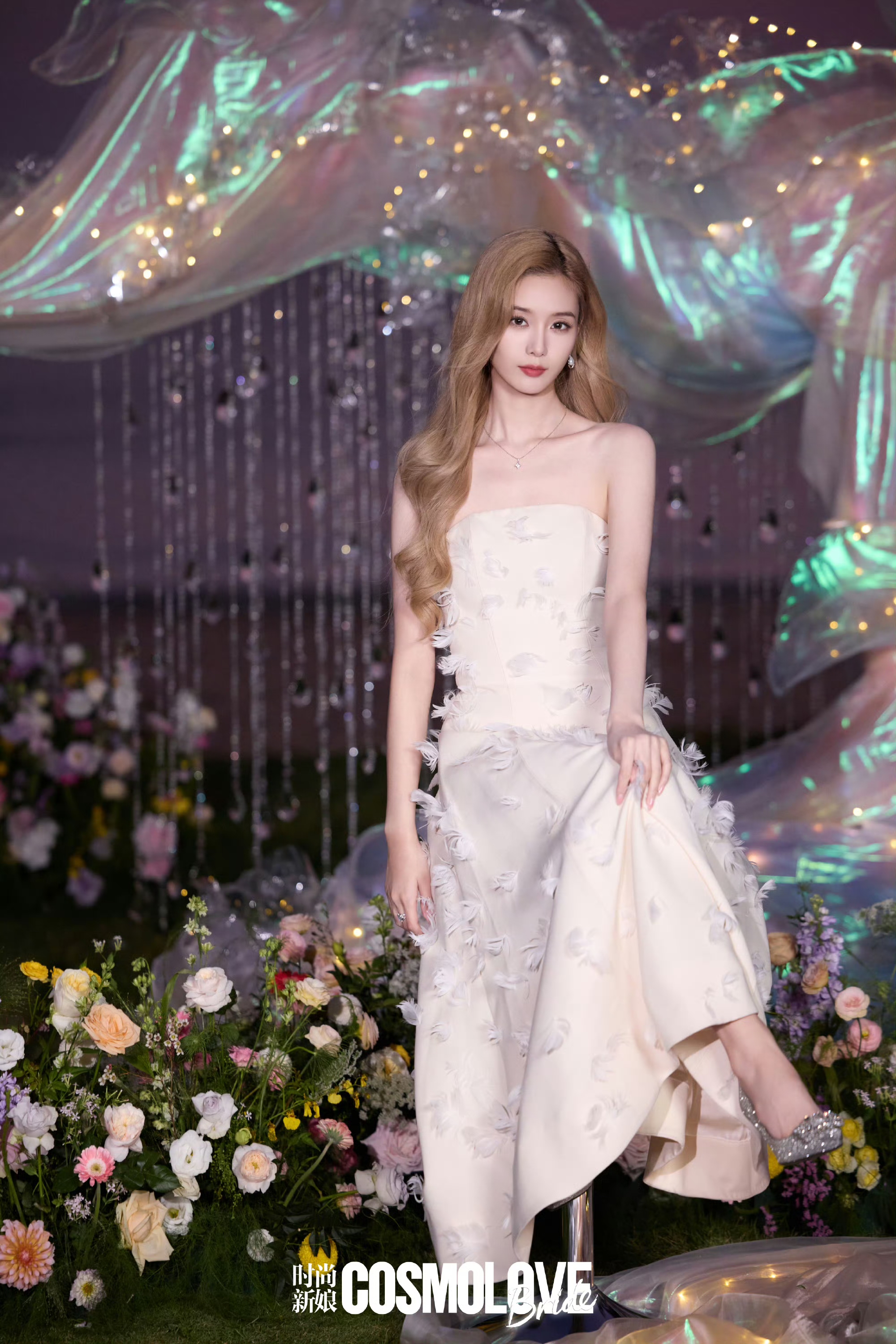 徐艺洋《时尚新娘》性感大片