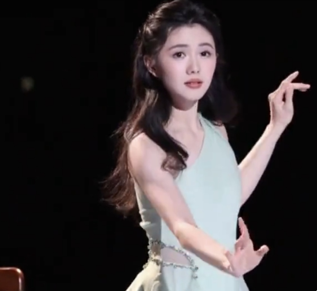 刘浩存:温柔发言，绽放力量之花