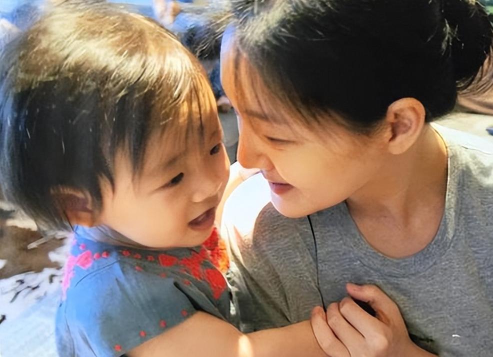 S妈喊话汪家不到24小时，张兰连发三文“反击”，大S遗愿难了