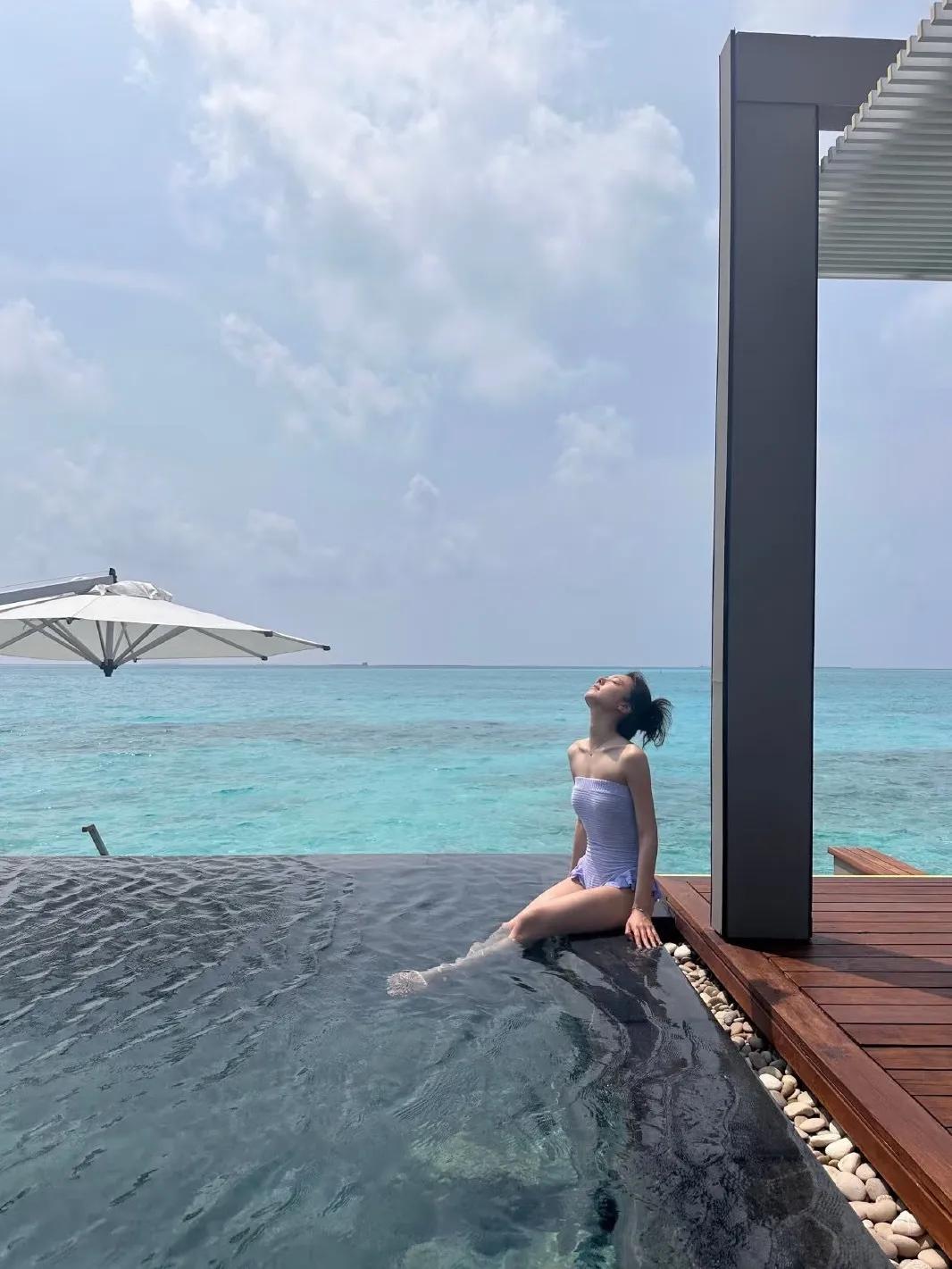 赵今麦旅行写真美图