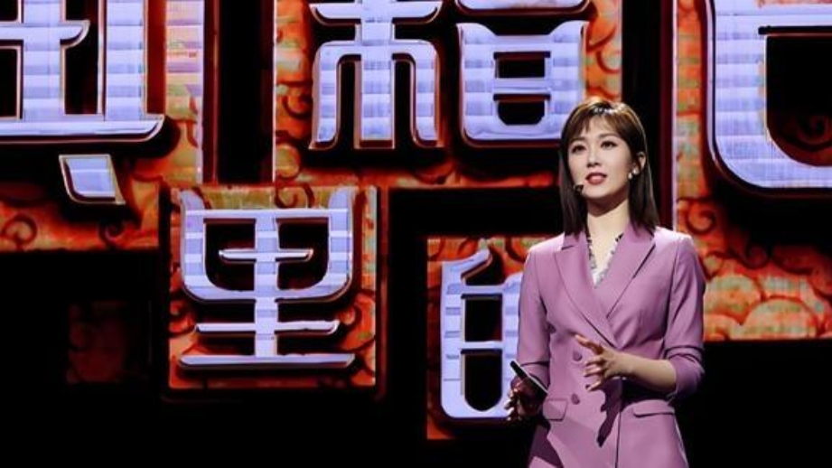 26岁登央视，29岁遇良人，王嘉宁的人生刚刚好