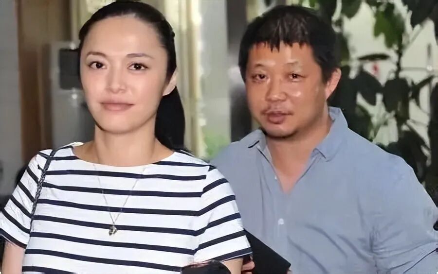 姚晨二婚也离了！前夫旧账被翻出，凌潇肃沉默13年后成焦点