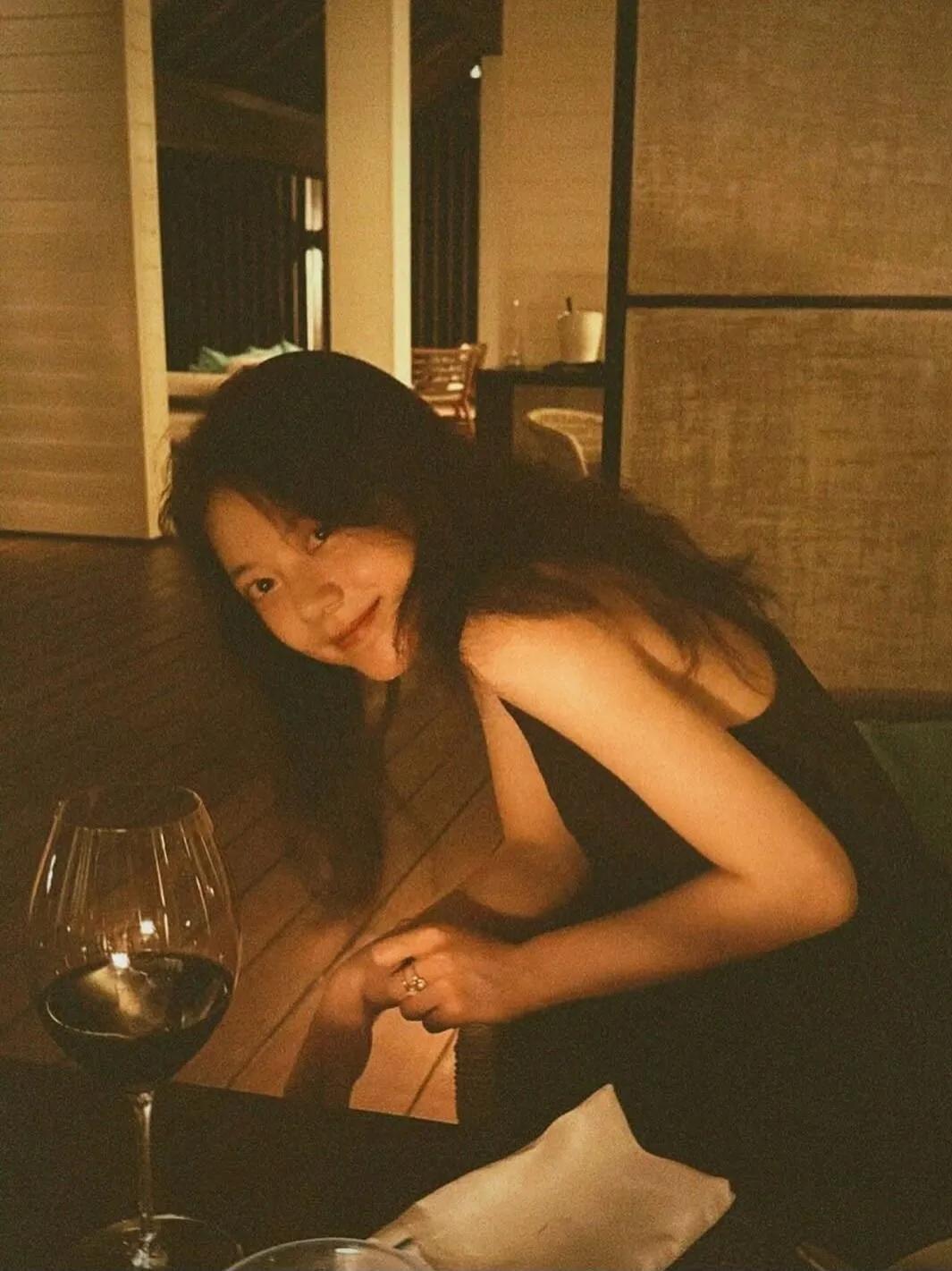 赵今麦旅行写真美图