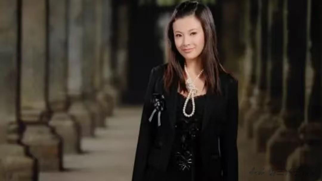 原来他们是夫妻，戏里合作11次，演完《纯真年代的爱情》终于火了