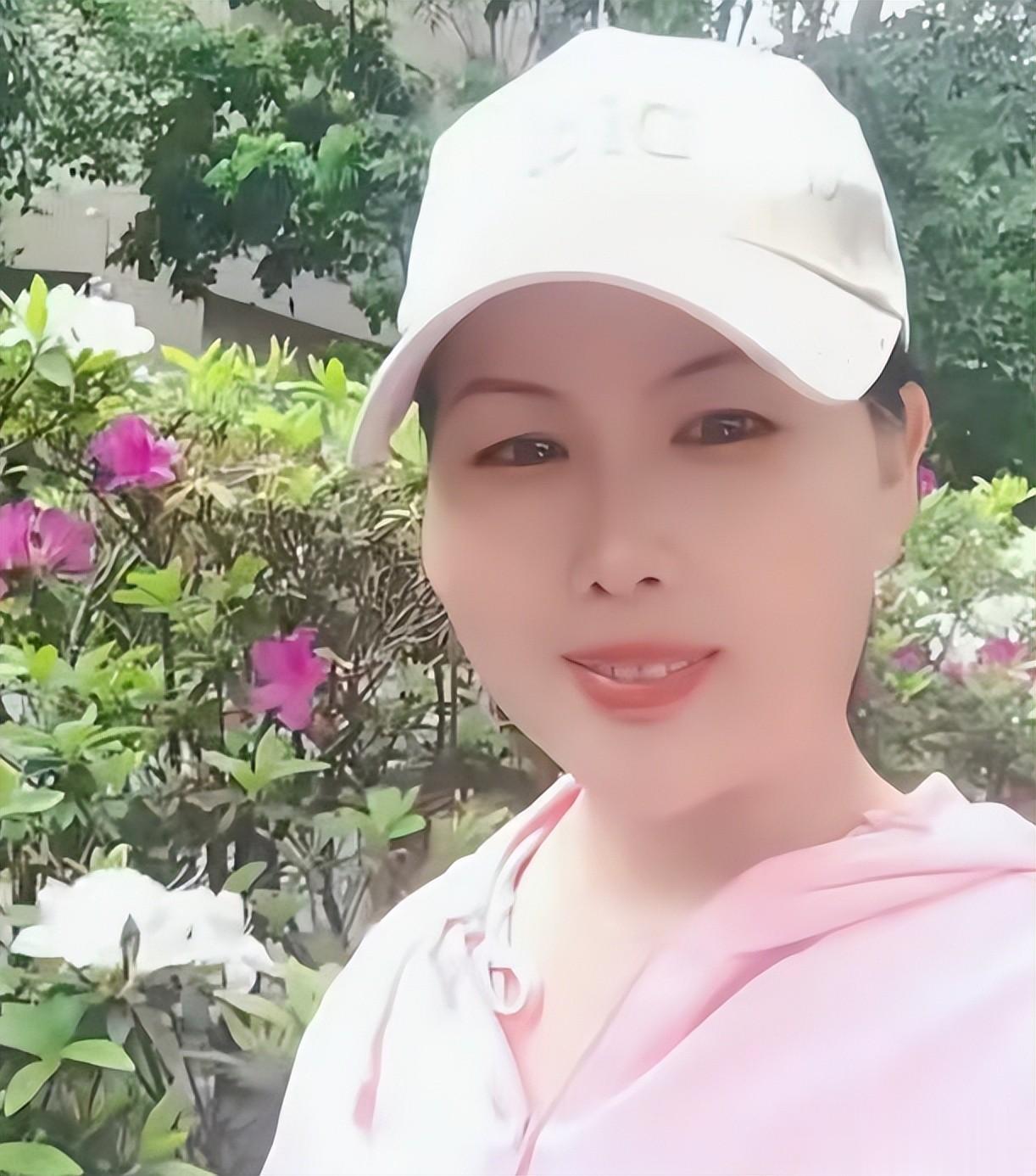 小杨阿姨顺利返台！带玥霖逛街吃美食，对汪宝儿一举动暴露小心思