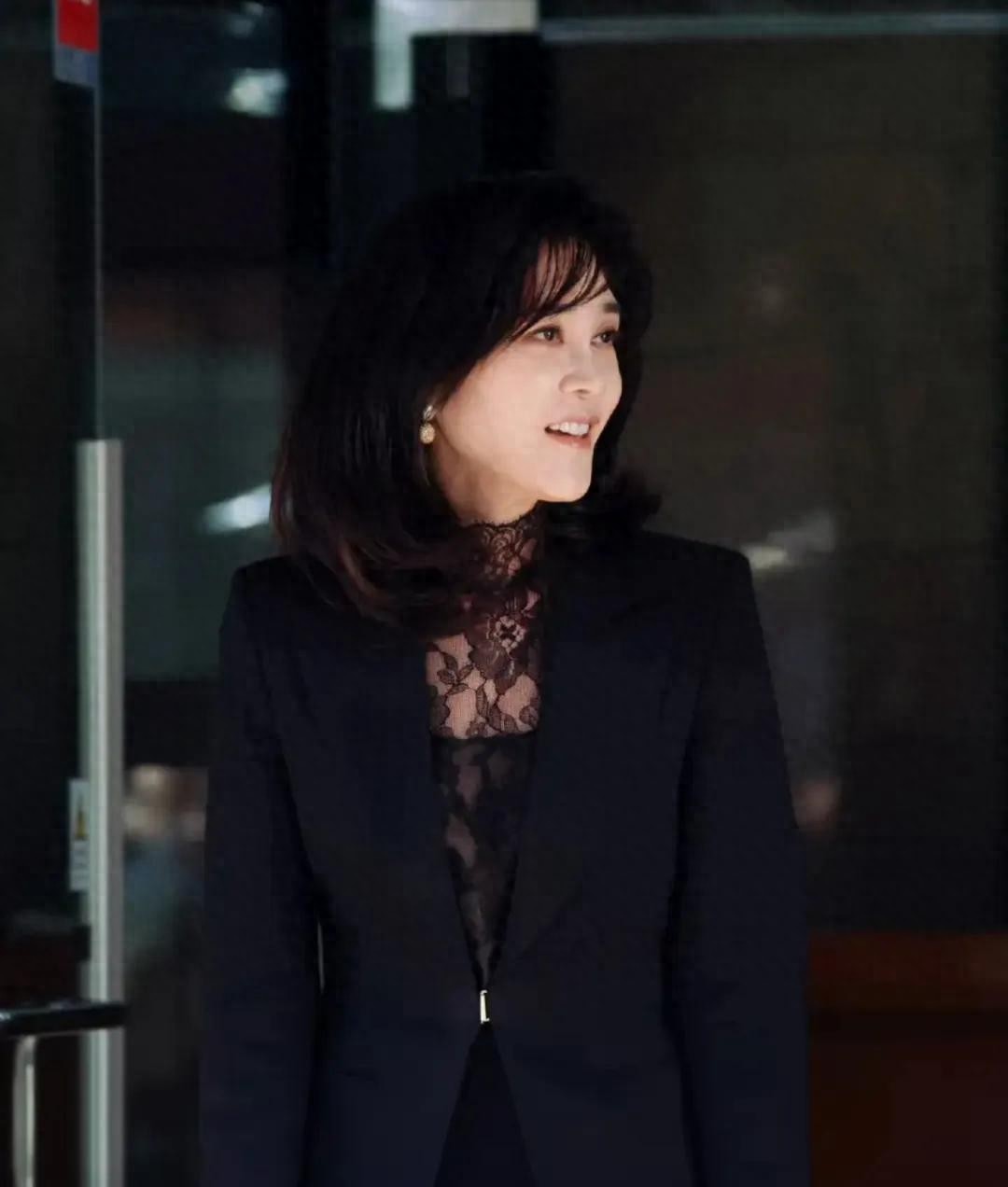 三星长公主前夫：离婚拿了8370万挥霍一空，和巫女女友沦为阶下囚