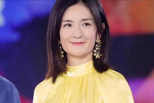 钱赚够了，名声没了，谢娜开演唱会迎来全网骂潮，刘烨当初没说谎