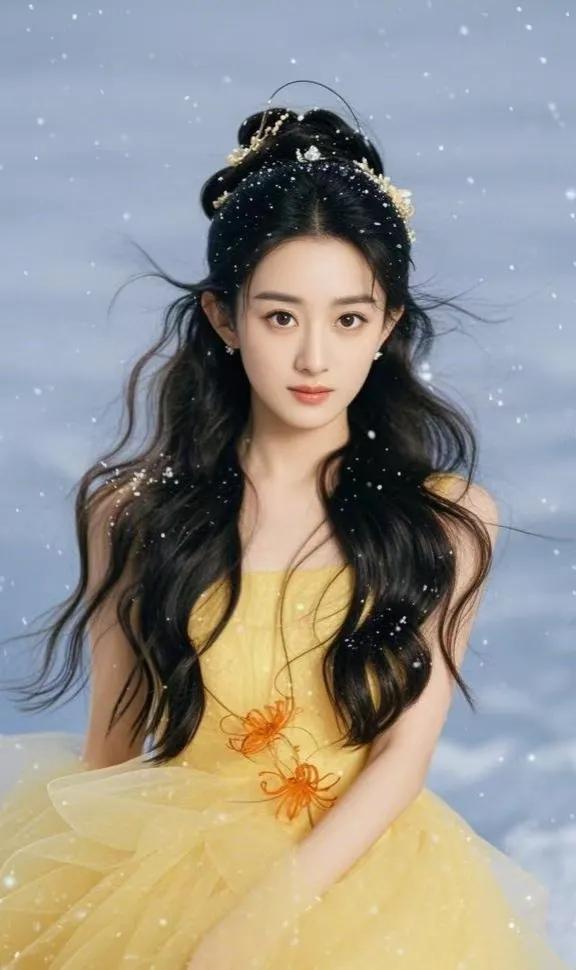 赵丽颖彼岸花黄裙造型，美出新境界