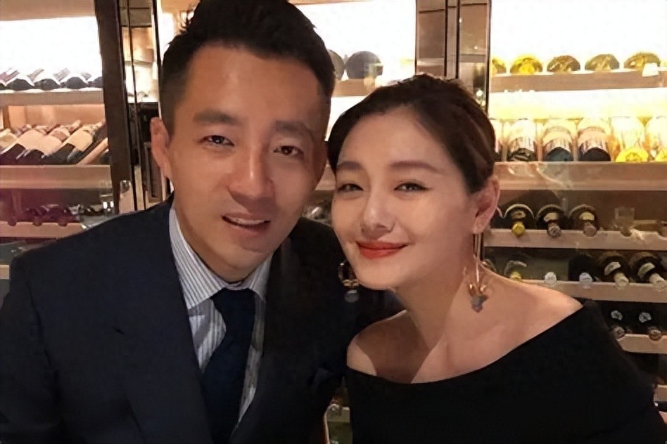 汪小菲喜得三胎，却意外暴露4件荒唐事，大S的话，终于有人信了