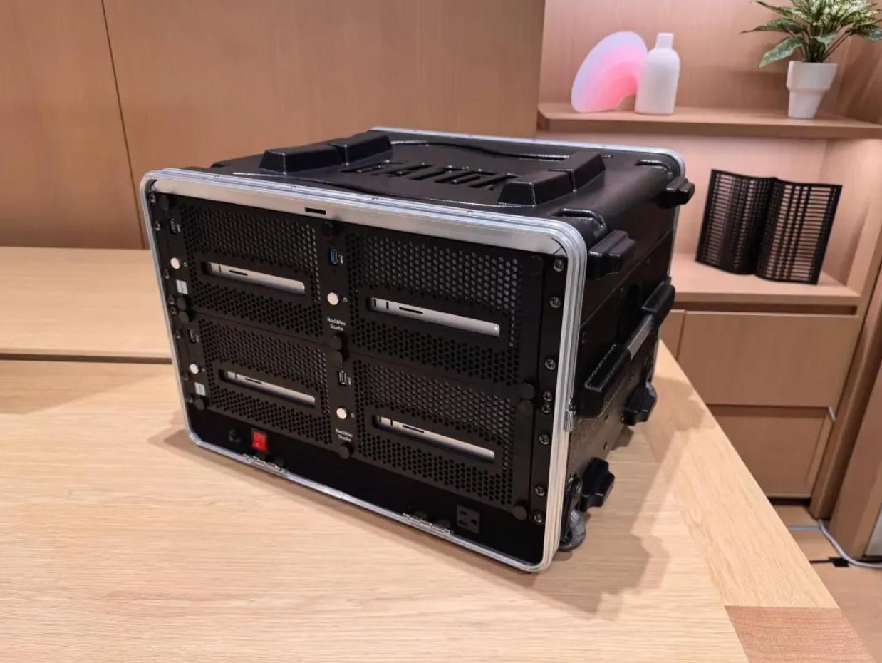 看遍了所有的「AI PC」，原來 Mac 一直在這里｜AI 器物志