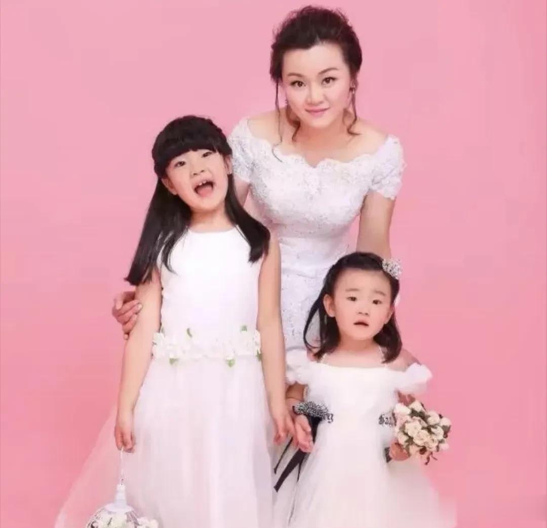 演员高亮去世1周年，妻子发文晒全家近况，网友惦记84岁高明身体