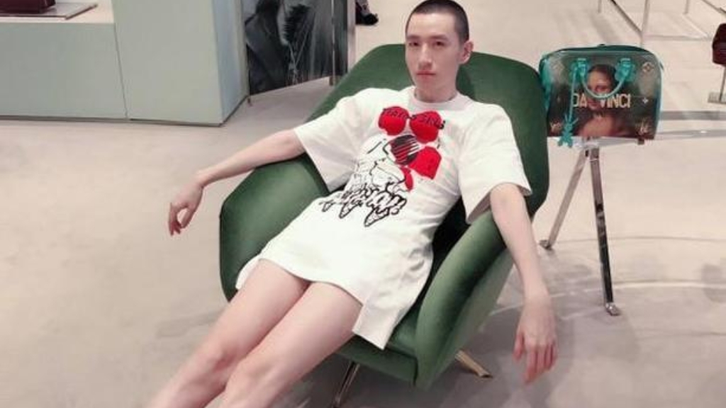 迪丽热巴团队陷风波：滞留危机未解，行业呼吁安全新规