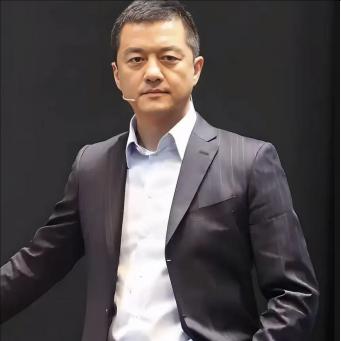 昔日靖哥哥竟成老赖？撩遍女神的他，为何落得负债累累的下场？