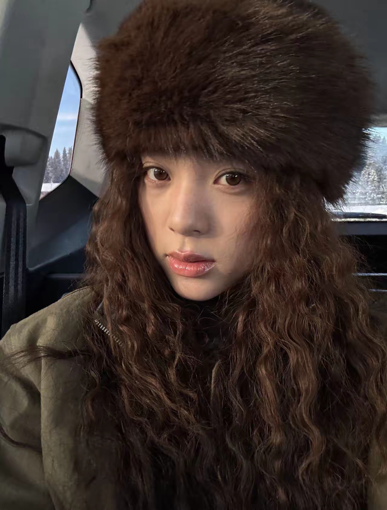 欧阳娜娜更新了好多照片