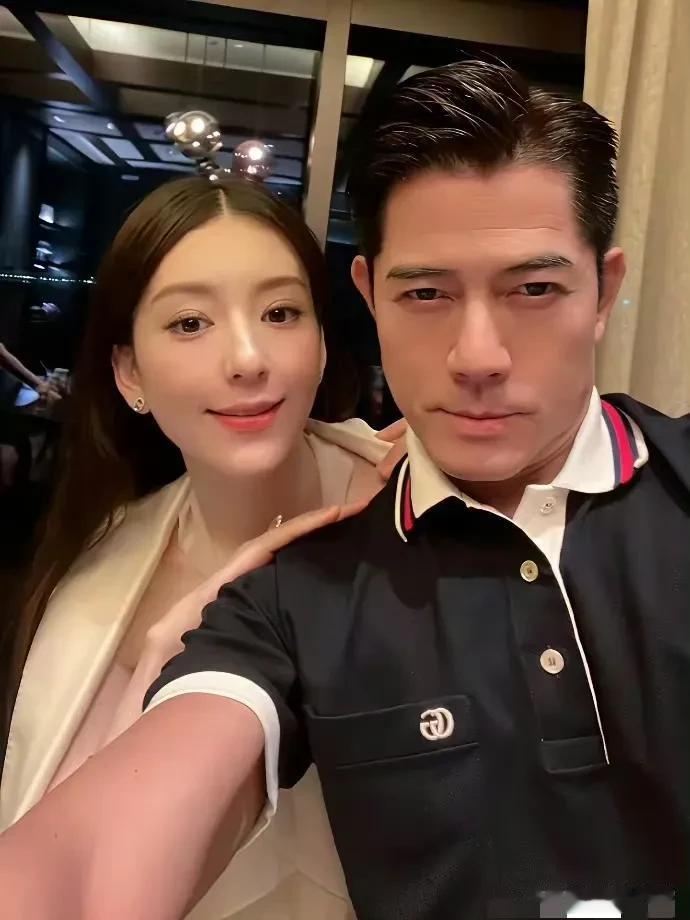 潘玮柏老婆晒5岁女儿，网友：这颜值也太像潘帅了