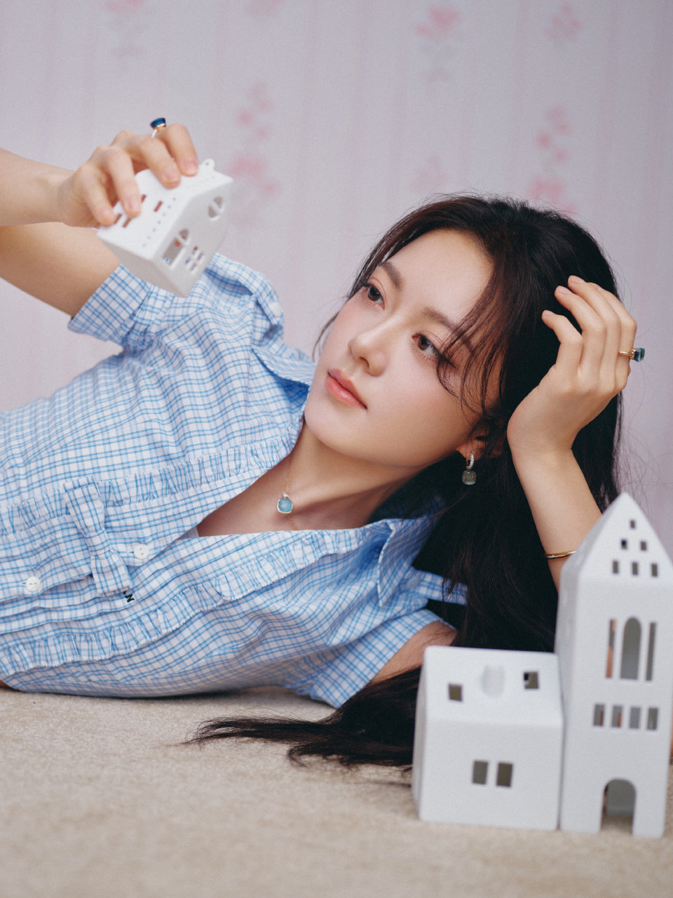 赵今麦的摄影师终于开窍了，这小短裙穿的也太有感觉了