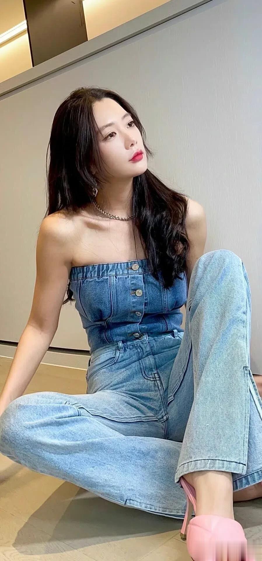 克拉拉高清写真鉴赏