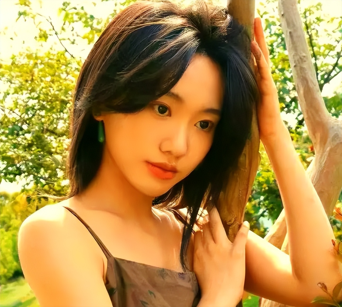 没想到，《危险关系》播出仅4天，闫妮女儿邹元清竟实现口碑逆转
