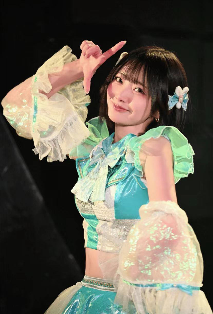 22岁日本女偶像，因长得像新垣结衣意外走红，网友盛赞：比AI还美