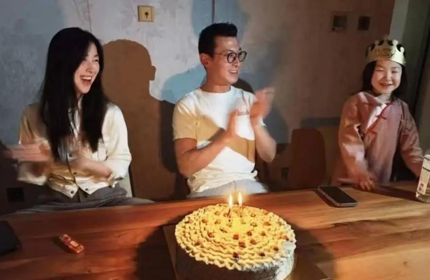 下嫁吞针！前任法拉利总裁，朱珠嫁普通人 5 年，终究还是输了？