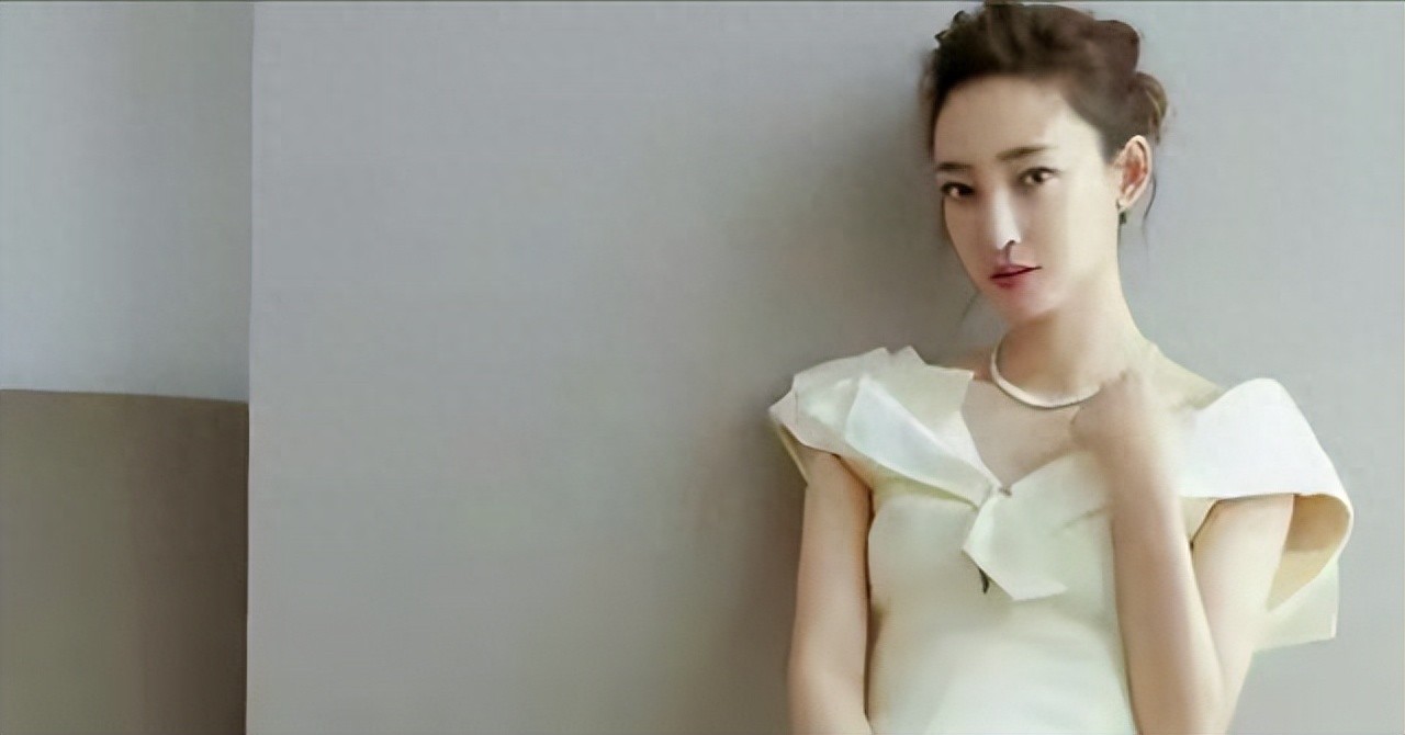 看到诈骗13.9亿，豪车、金条被拍，才知王丽坤夫妇究竟多奢靡