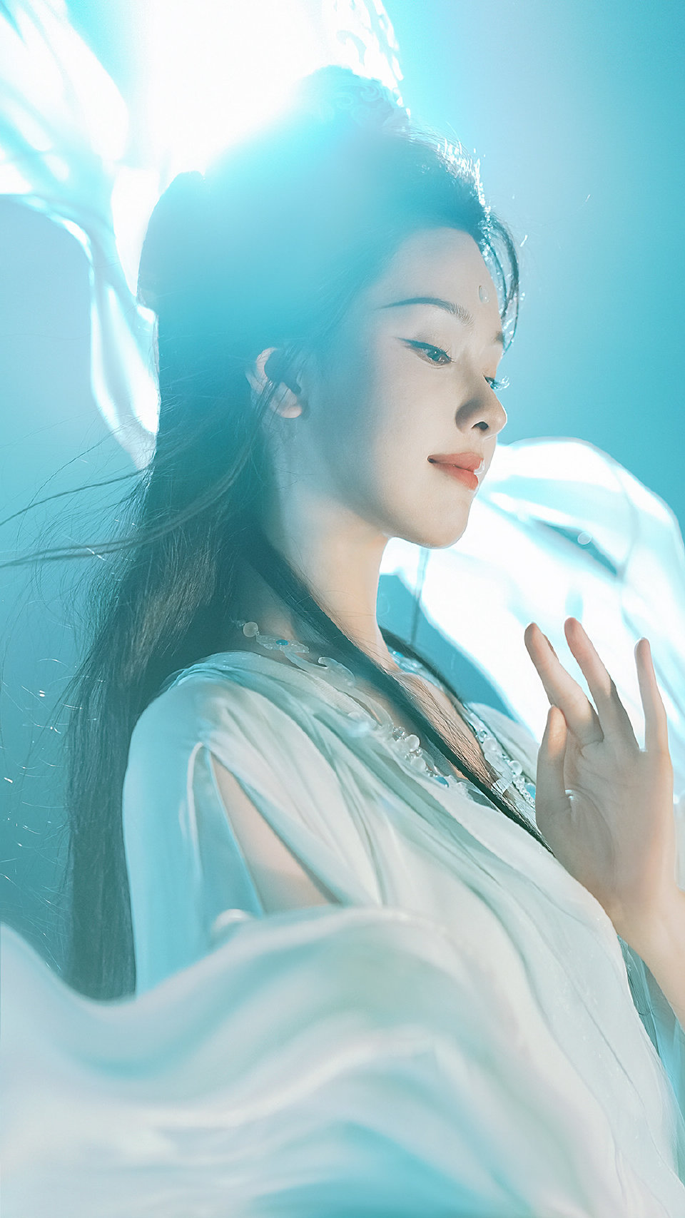 百晓松拍的陈都灵 这组是真神圣