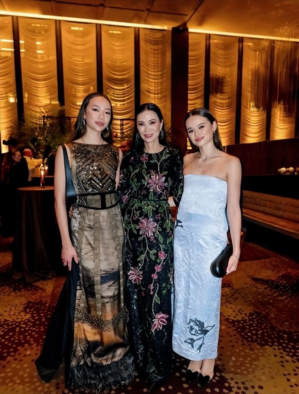 邓文迪大女儿：瘦身成功变漂亮了，男友是耶鲁同学，已见过默多克