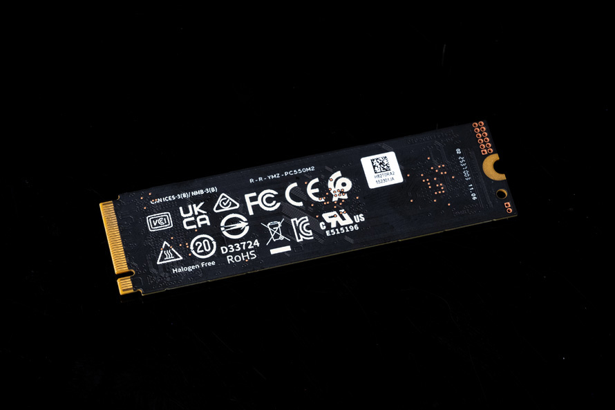 長江存儲PC550 2TB評測：以極致冷靜應對AI時代PC OEM需求