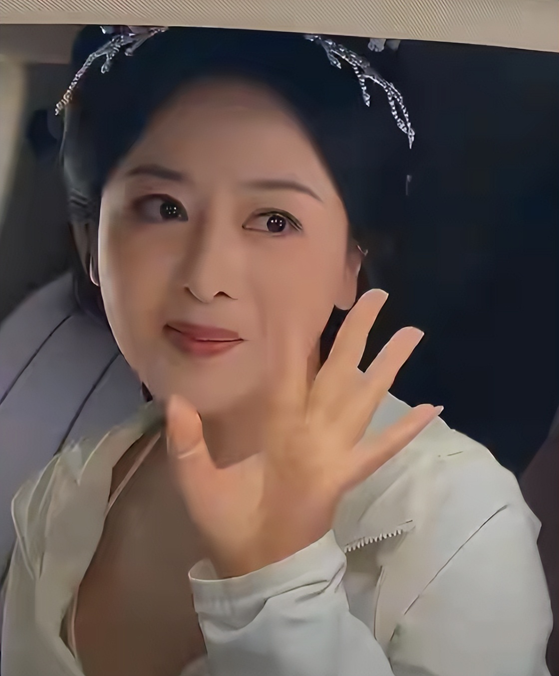 戏里演“渣男”，戏外好男人，婚后的经超把妻子宠成了公主